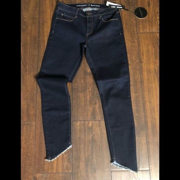 NWT. Articles of Society Step Hem Skinny Jeans - Picture 4 of 11